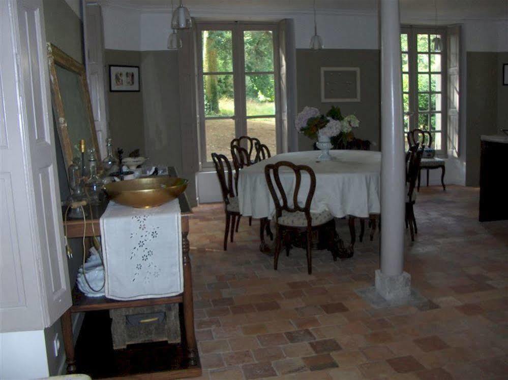 Chateau De L'Oiseliniere Bed & Breakfast Gorges  ภายนอก รูปภาพ