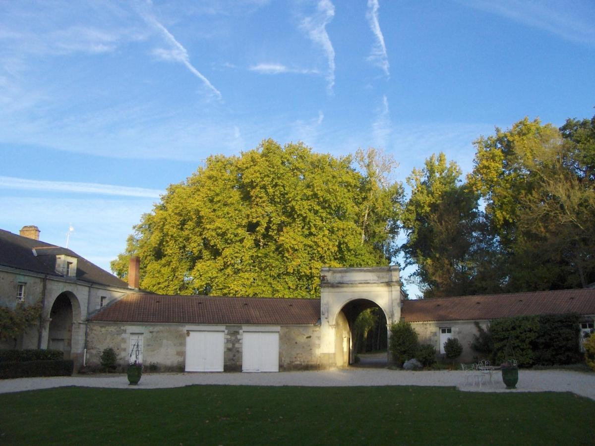 Chateau De L'Oiseliniere Bed & Breakfast Gorges  ภายนอก รูปภาพ